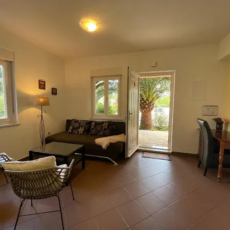 Apartment Grand Pool Ika-opatija *