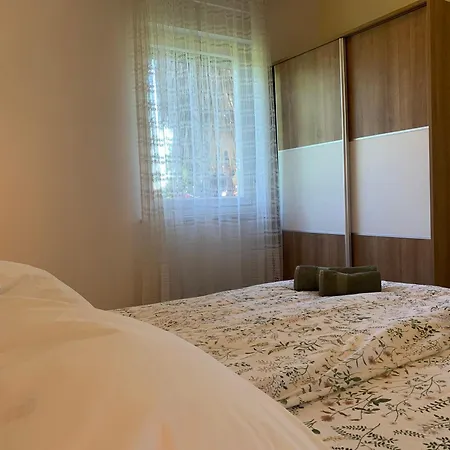 Apartamento Grand Pool Ika-opatija