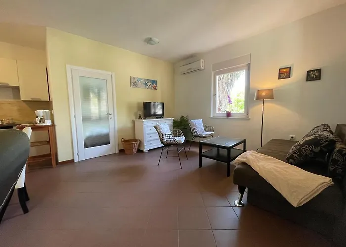 Apartment Grand Pool Ika-opatija