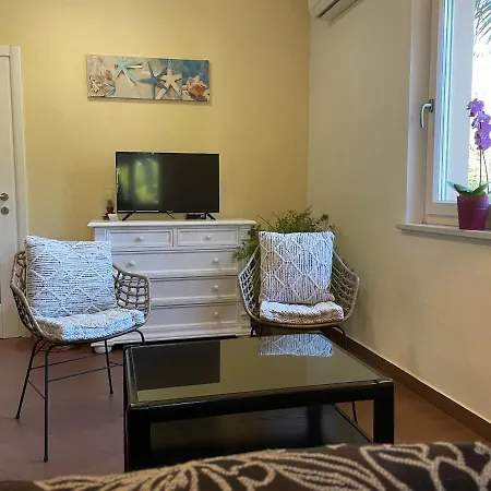 شقة Grand Pool Ika-opatija *