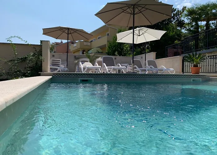 Grand Pool Ika-opatija *